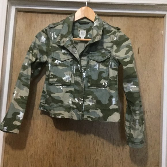 Gap kids camo jacket size girls Medium 10/12 - Picture 1 of 5